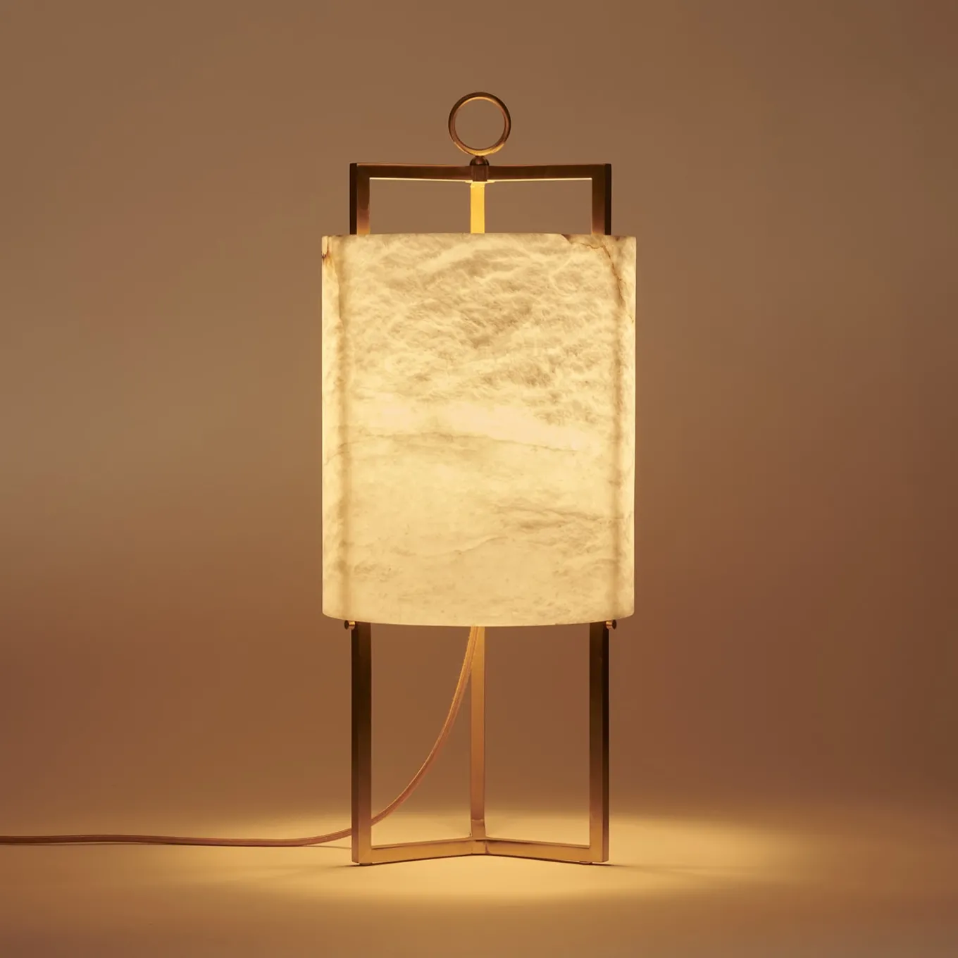 Lanterna Lampada da tavolo in alabastro bianco e ottone satinato