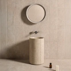 Lavabo a Colonna in Marmo Beige Sartoriale di Federico Peri