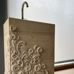 Lavabo Dame Freestanding in Travertino Paglierino