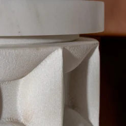 Lavabo in marmo Bianco del Re a colonna cilindrica Dawn