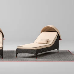 Lettino nero a 1 posto con cuscini bianchi