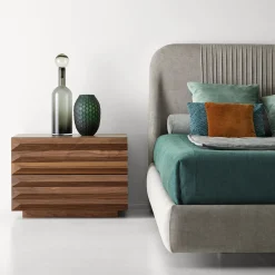 Letto Alba Fluttuante con rivestimento in velluto Deluxe