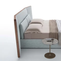 Letto Coventry grigio di Giuseppe Bavuso