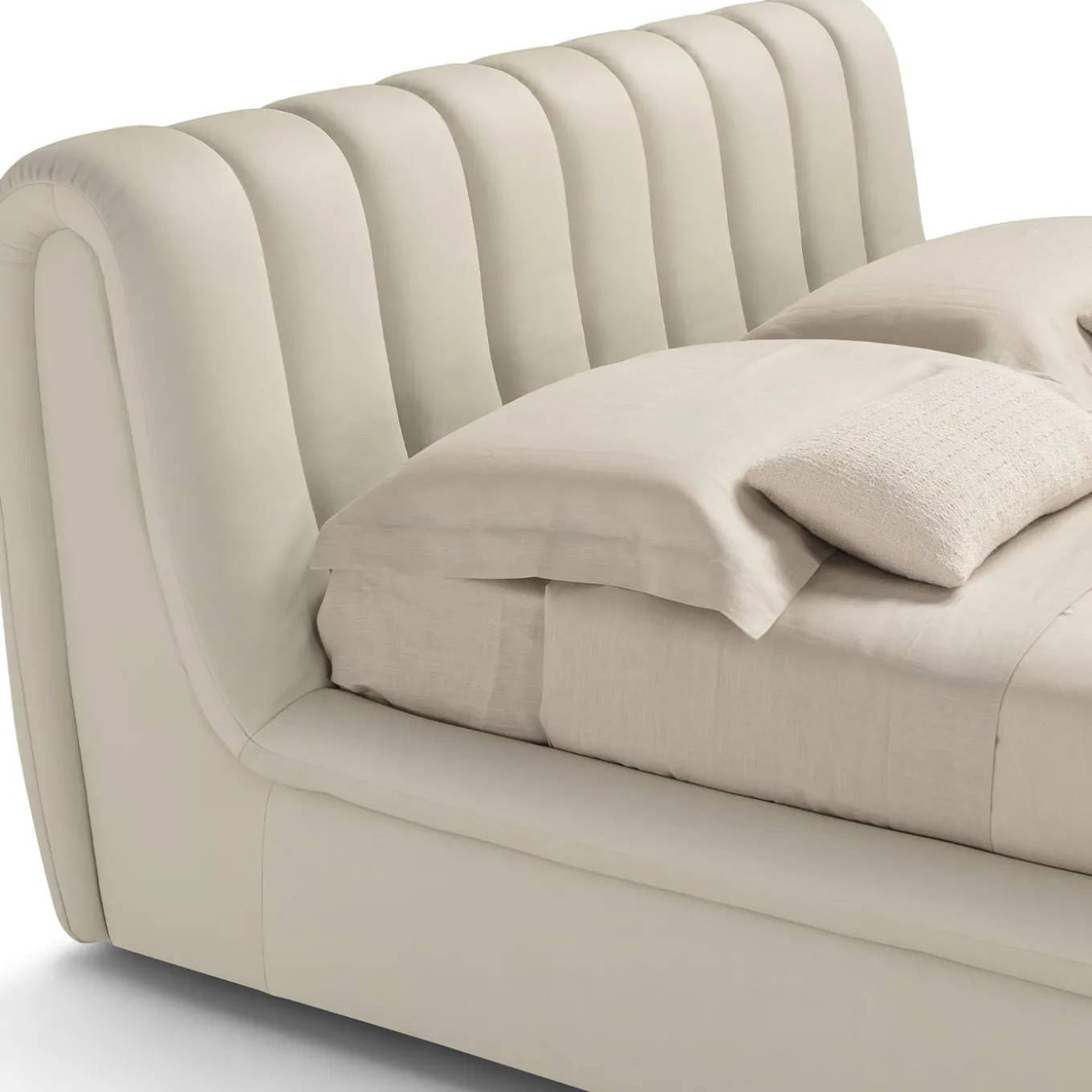 Letto Scervino 1909 in pelle bianca con contenitore