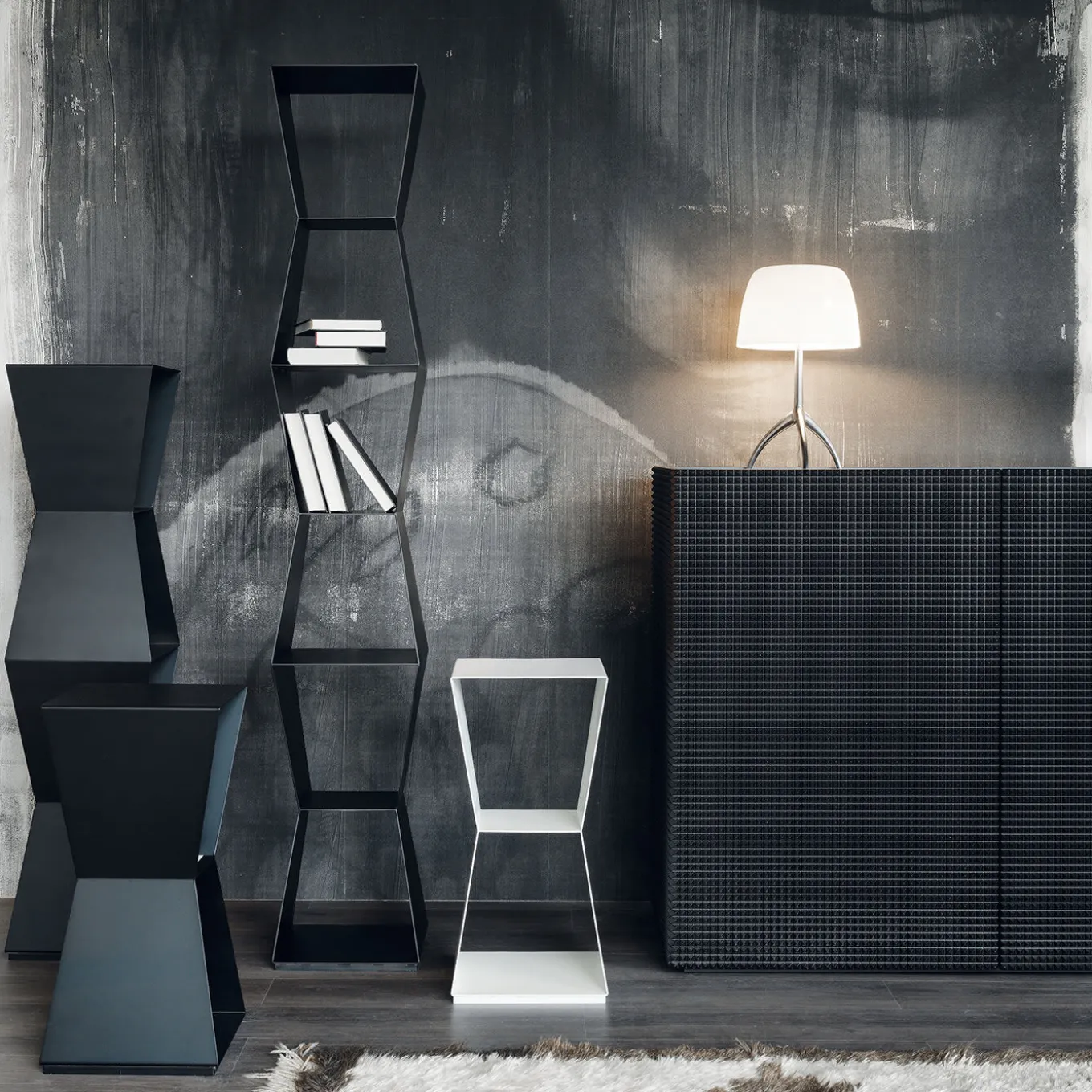 Libreria media Tula nera