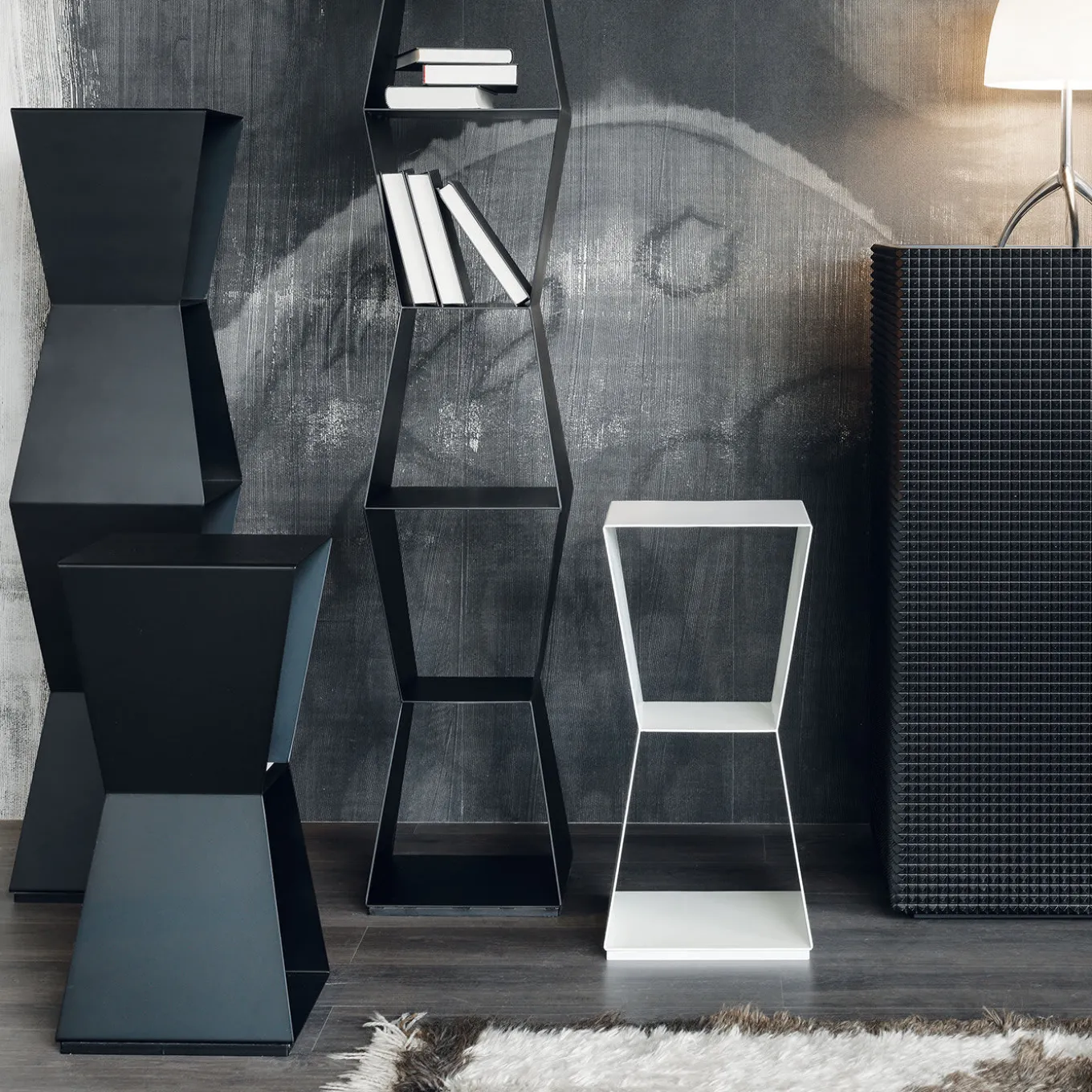 Libreria piccola bianca Tula