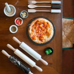 Mattarello in marmo bianco con manico in legno