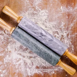 Mattarello Serse in marmo bianco di Carrara