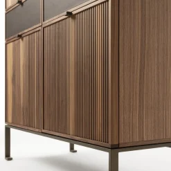 Melody L Armadio in legno di noce canaletto