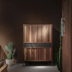 Melody L Armadio in legno di noce canaletto