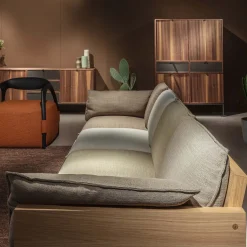 Melody L Armadio in legno di noce canaletto