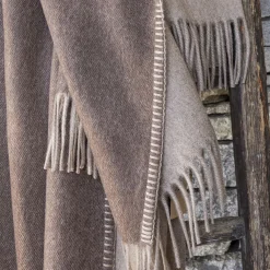 Melrose Coperta piccola con frange marrone chiaro