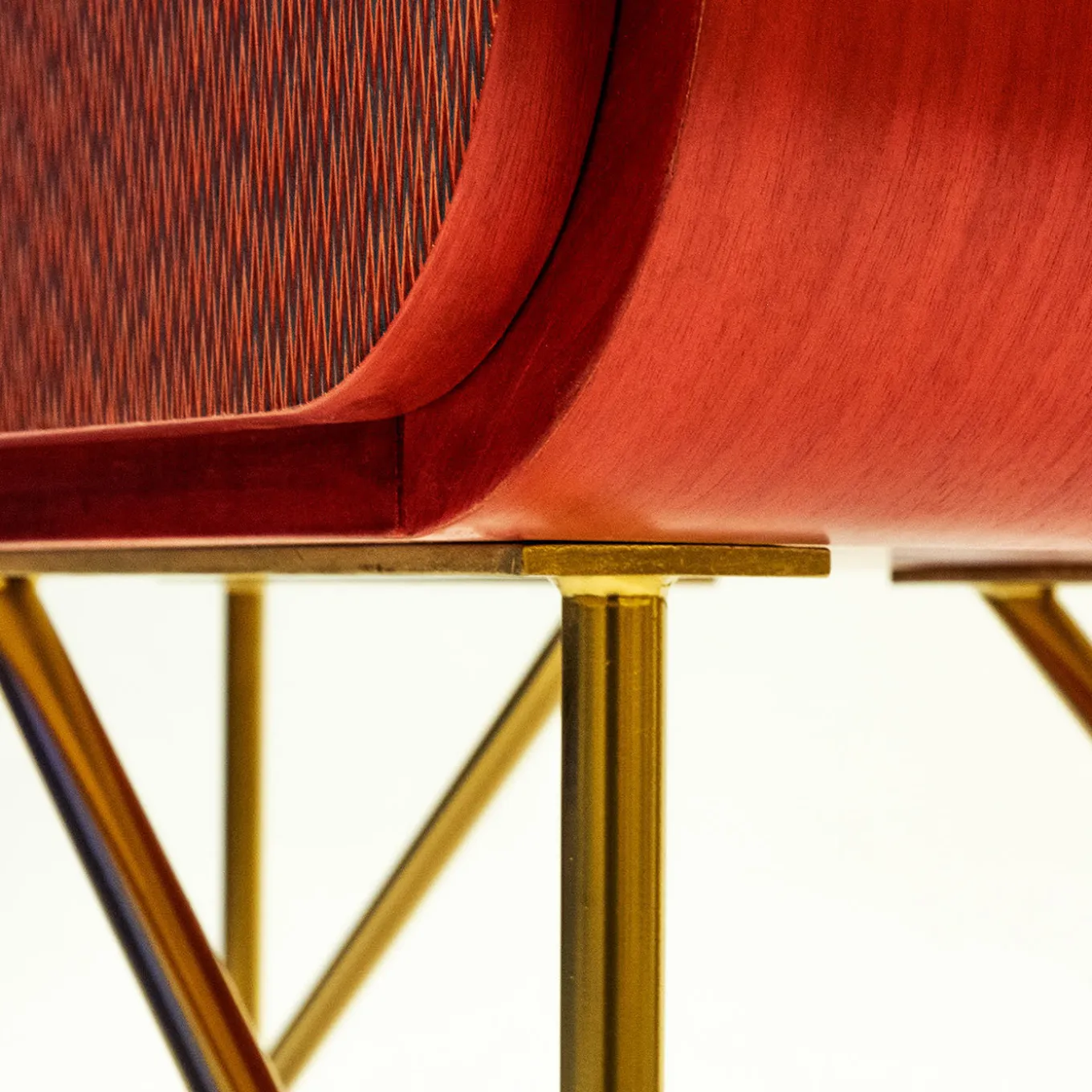 Mobile alto Parvati Nanda di Serena Confalonieri