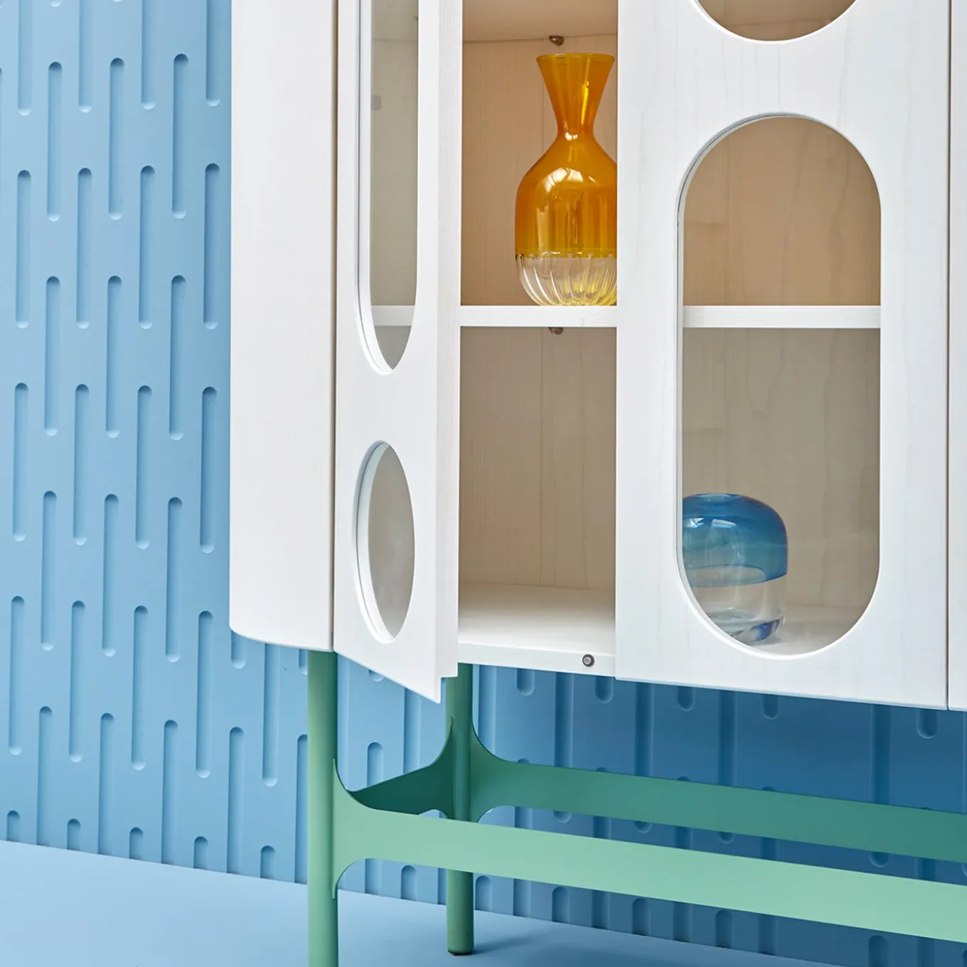 Mobile Oblò B di Matteo Zorzenoni