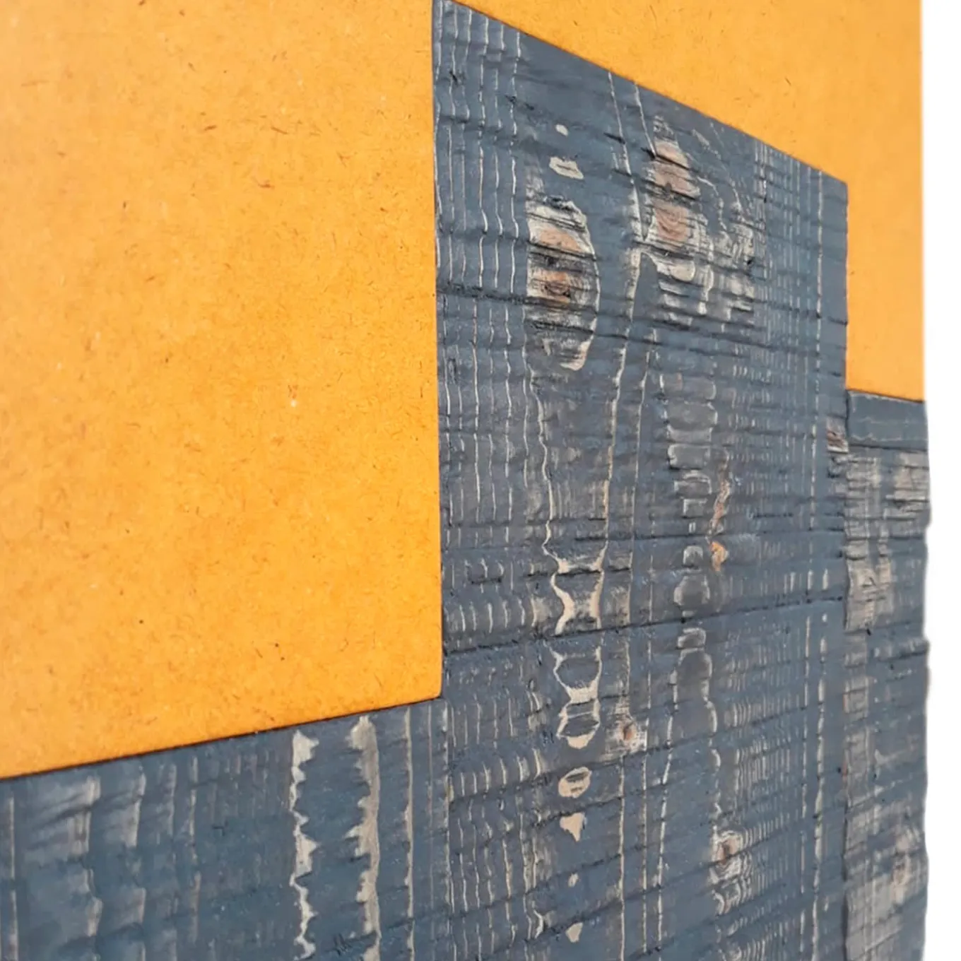 Mobiletto Fiammifero Totem Giallo di Giulia Contaldo