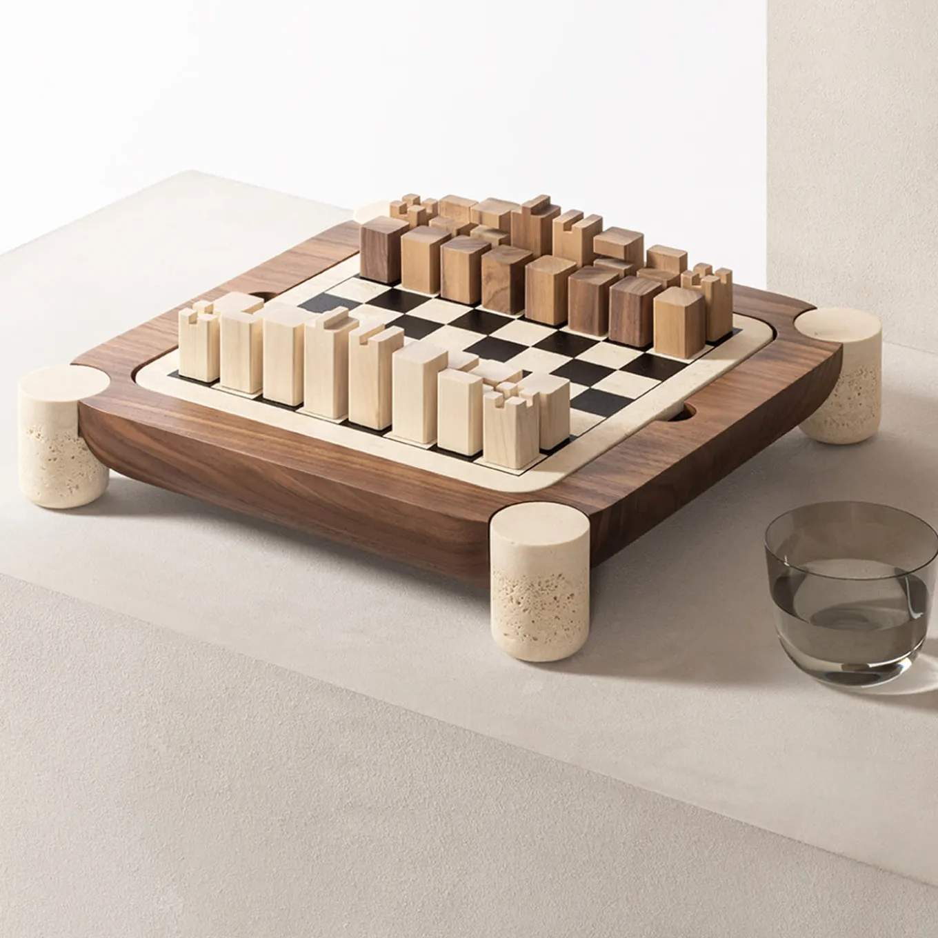 Mocambo Chess Draughts Game Set Design di Simone Fanciullacci