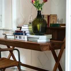 Navarra 4.07.1 Scrittoio in noce di C.R. & S. Riva 1920