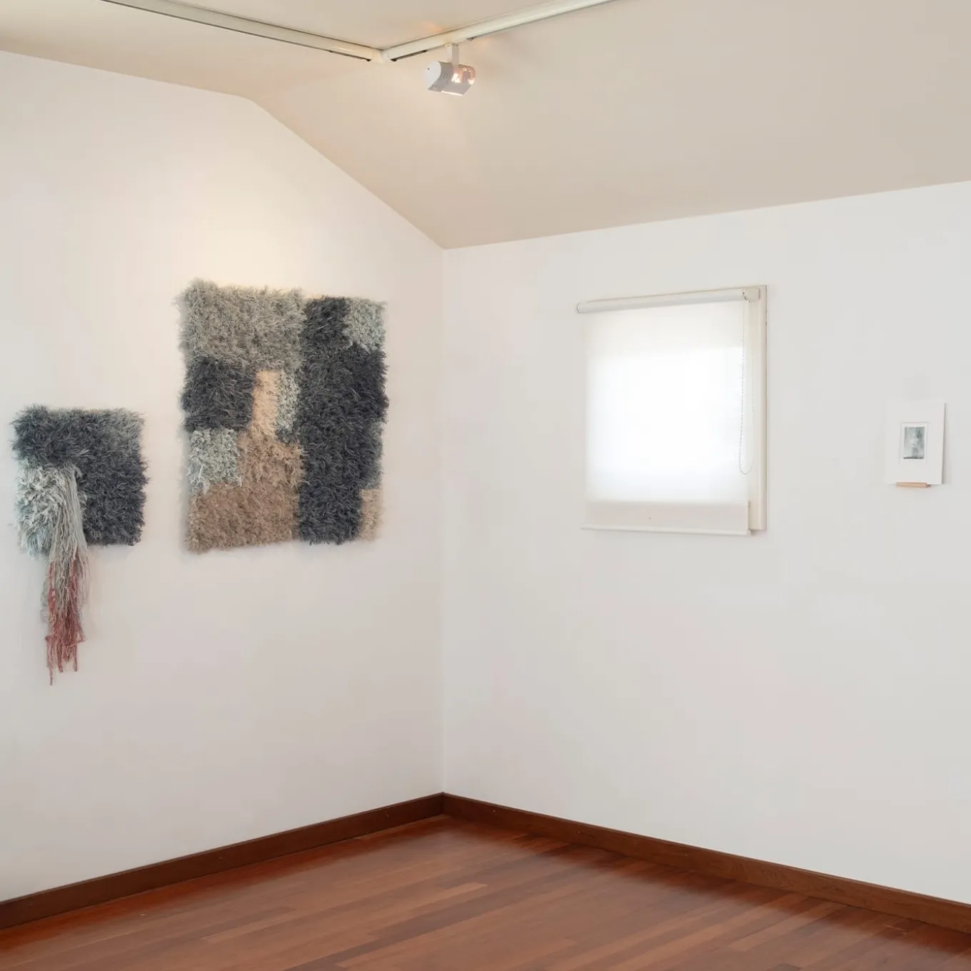 Noloom Surgis 013 Arazzo bianco, crema, salvia, azzurro #1