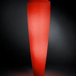 Obice, grande lampada da terra con kit di luci RGB di Giorgio Tesi