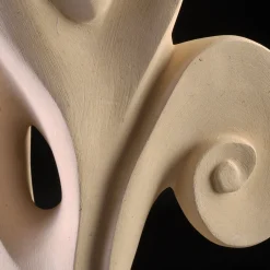 Oltre le Maree scultura in pietra leccese