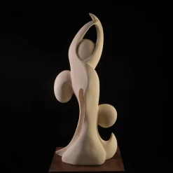 Oltre le Maree scultura in pietra leccese