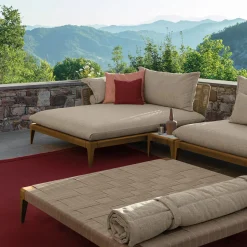 Ottomana Cruise in teak di Ludovica & Roberto Palomba