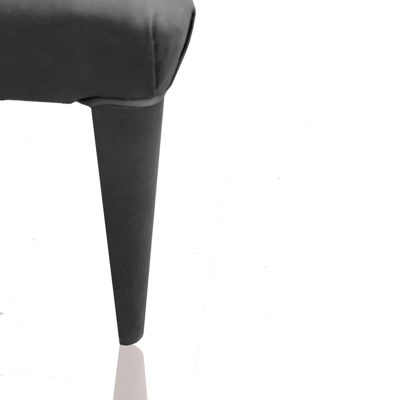 Panca Farfalla Bio Ottoman Grigio di Davide Barzaghi