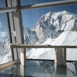 Panca topografica Belvedere designed by Riccardo Vendramin