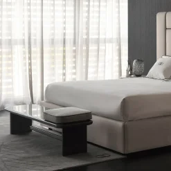 Panchina Kurger con cuscino grigio di Dainellistudio