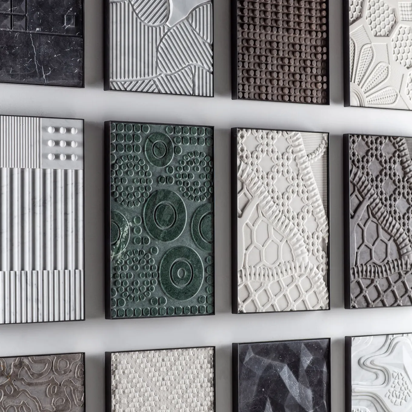 Pannello decorativo in pietra Fenice bianca Makrofilet