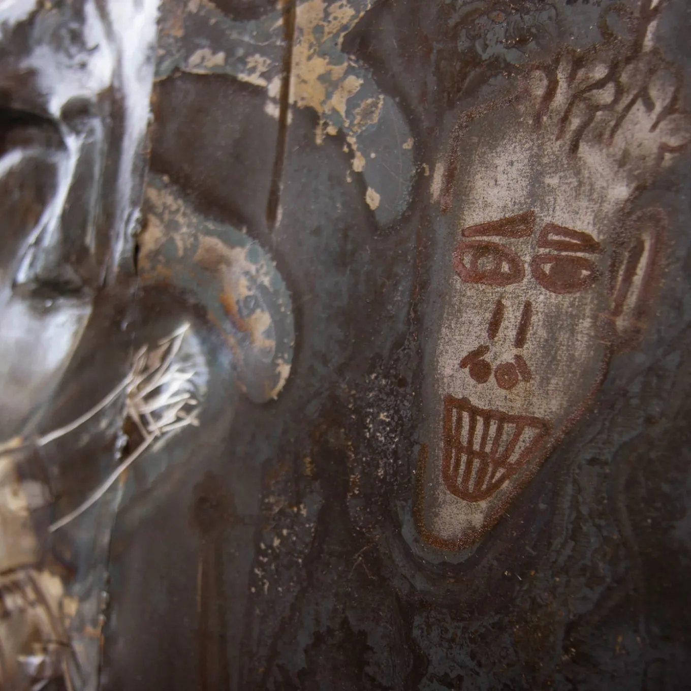 Pannello decorativo Le Tre Figure Diverse N.4 di Lorenzo Quadalti