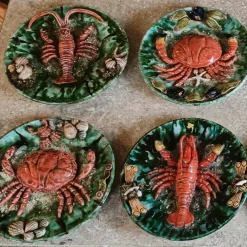 Piatto con granchio rosso