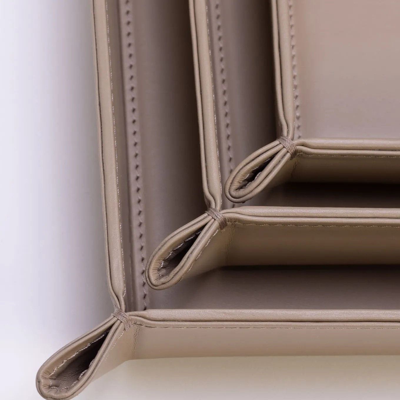 Picasso Seta Beige Svuotatasche Medio