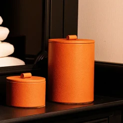 Piccola scatola per gioielli rotonda in pelle color caramello