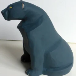 Piccola scultura di pantera