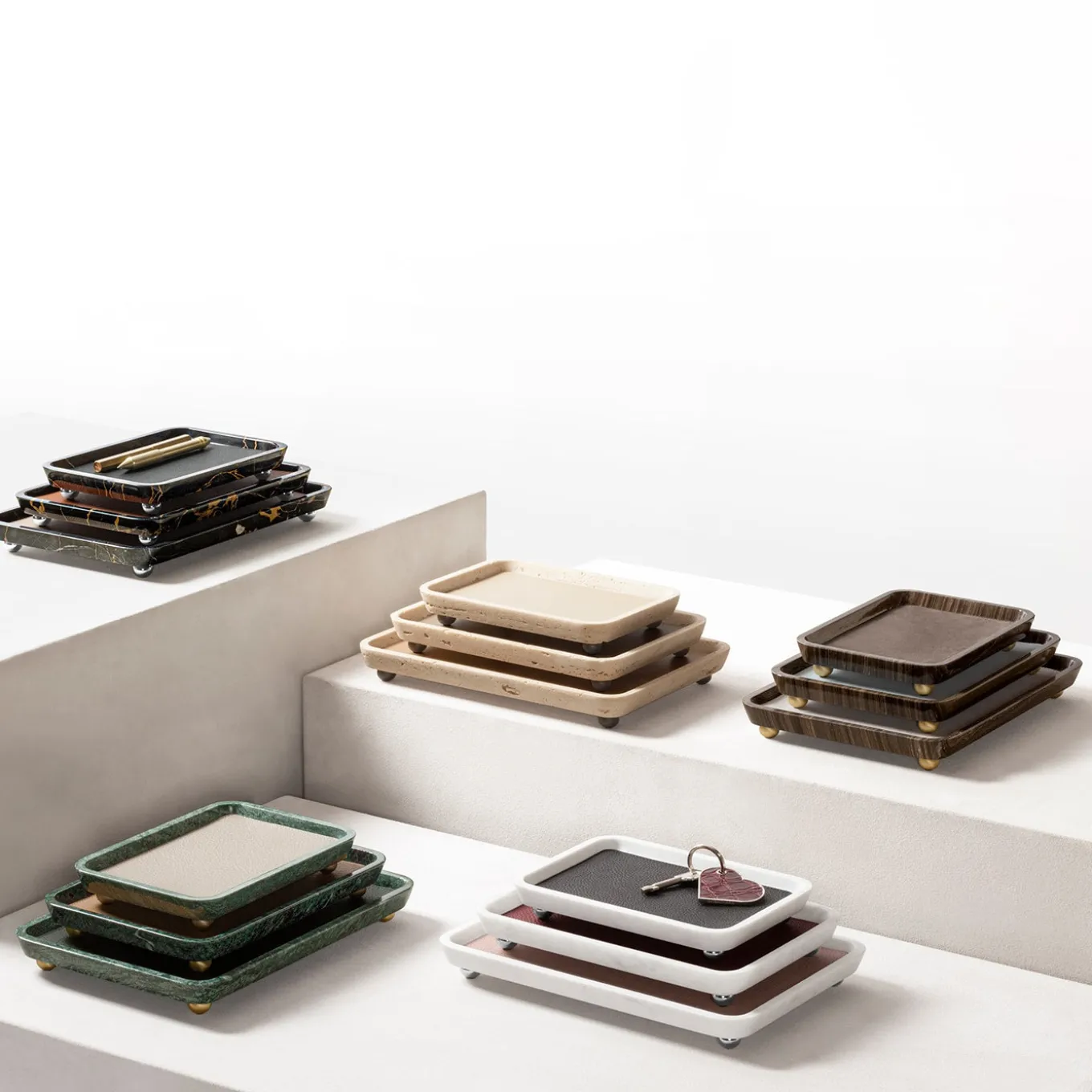 Piccoli vassoi rettangolari in pelle e marmo di Monza #3