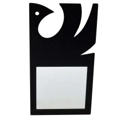 Pirikitta Un piccolo specchio di metallo