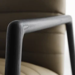 Poltrona Carnaby Beige di Studio Balutto