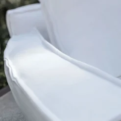 Poltrona Cayo Largo da esterno in tessuto bianco con cuscini