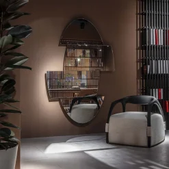 Poltrona Chassis in legno massiccio di frassino nero e rivestimento in tessuto