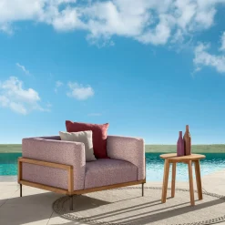 Poltrona Cleo in legno di Accoya marrone di Marco Acerbis