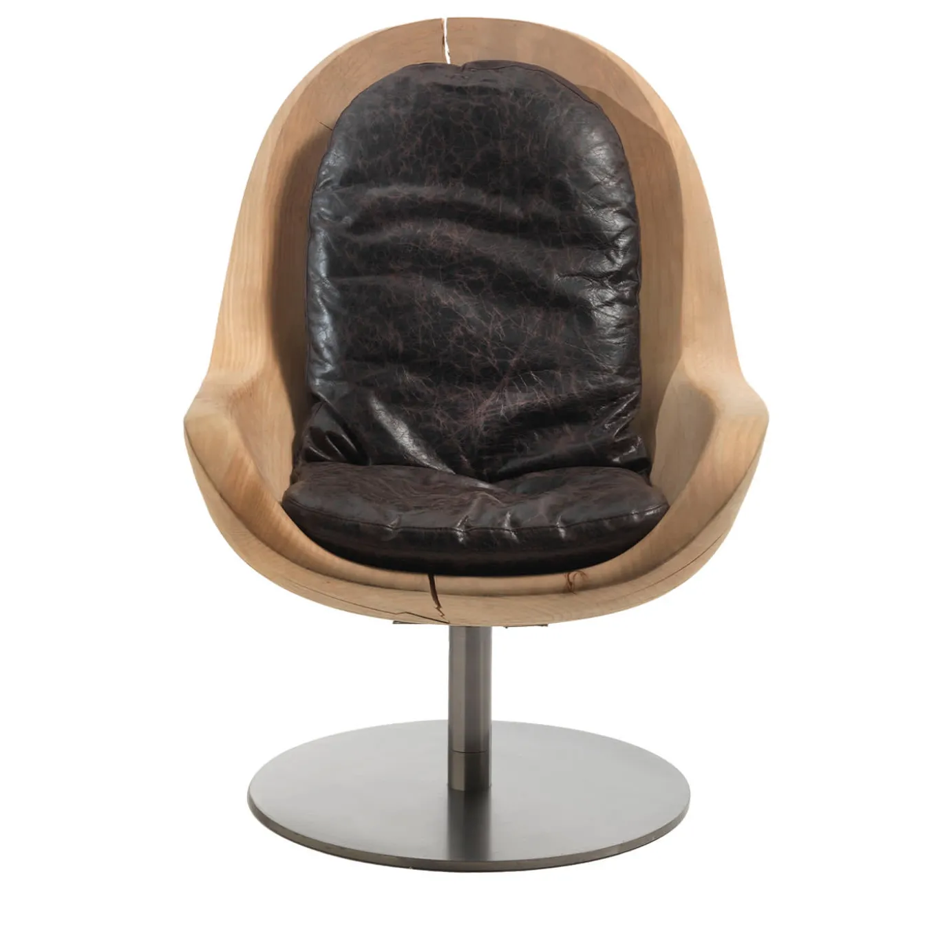 Poltrona girevole Creus in cedro di Pininfarina