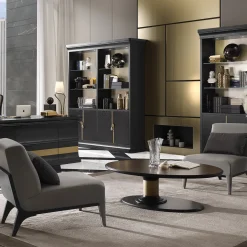 Poltrona in pelle grigia