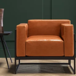 Poltrona Kirk in pelle cognac