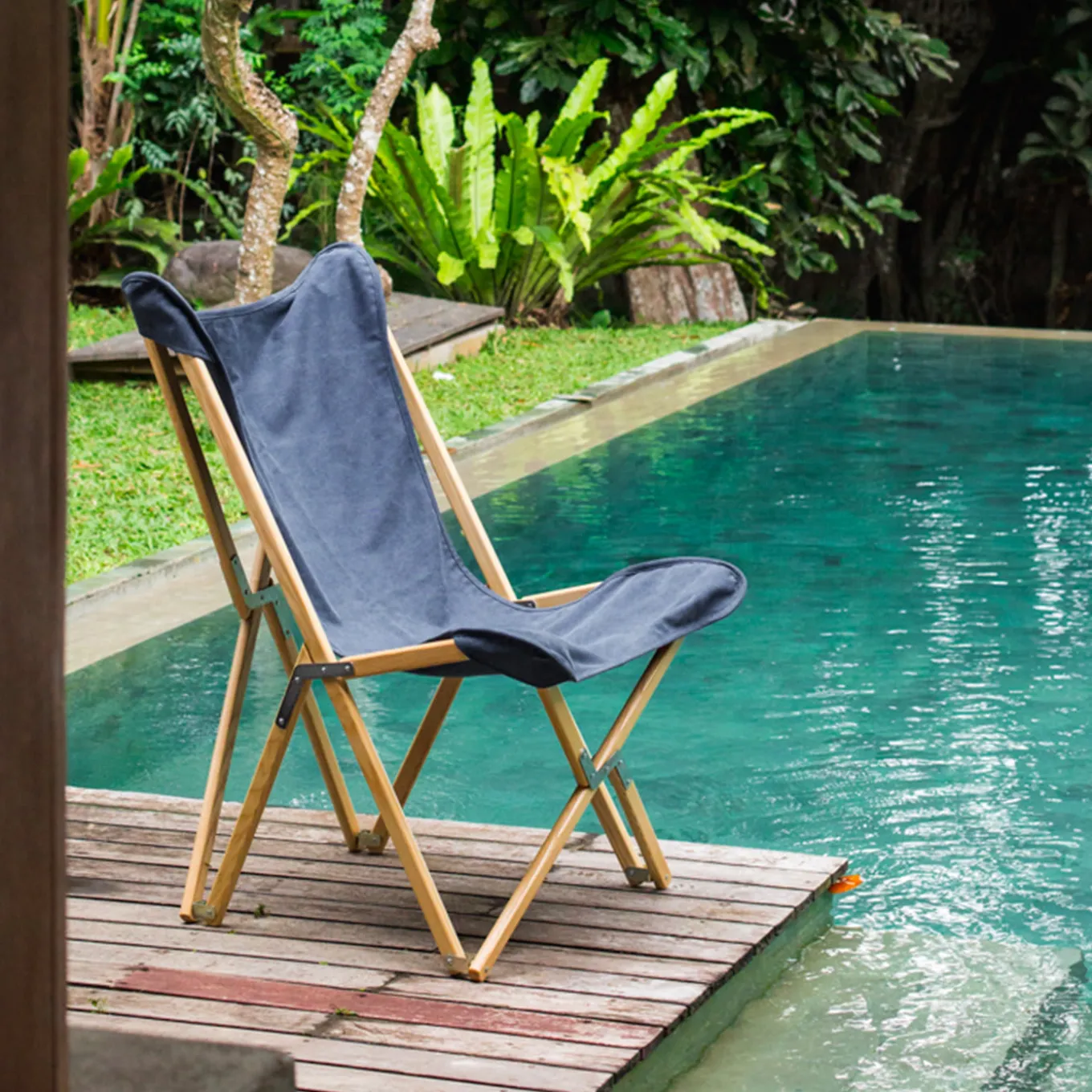 Poltrona Tripolina in Blue Jeans