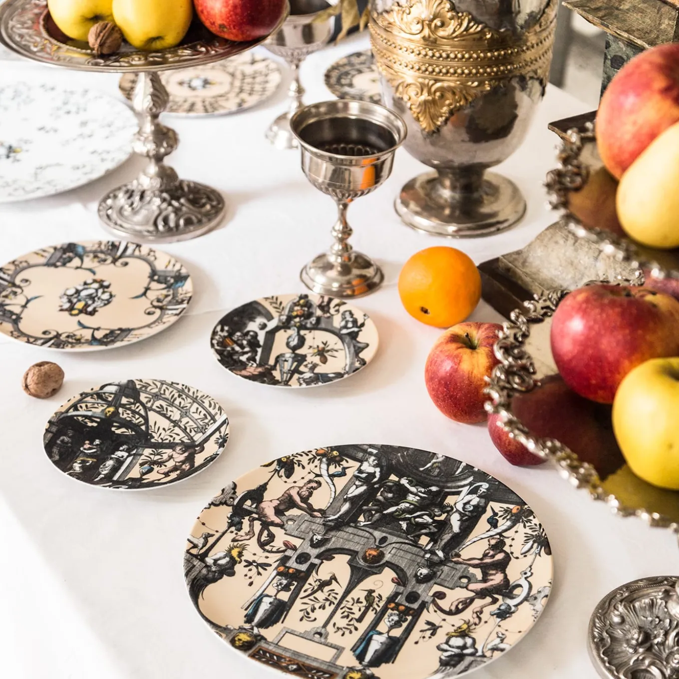 Pompei Piatto Fondo in porcellana con rami e gioiello #3