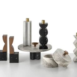 Portacandele Constantin in marmo nero di Agustina Bottoni