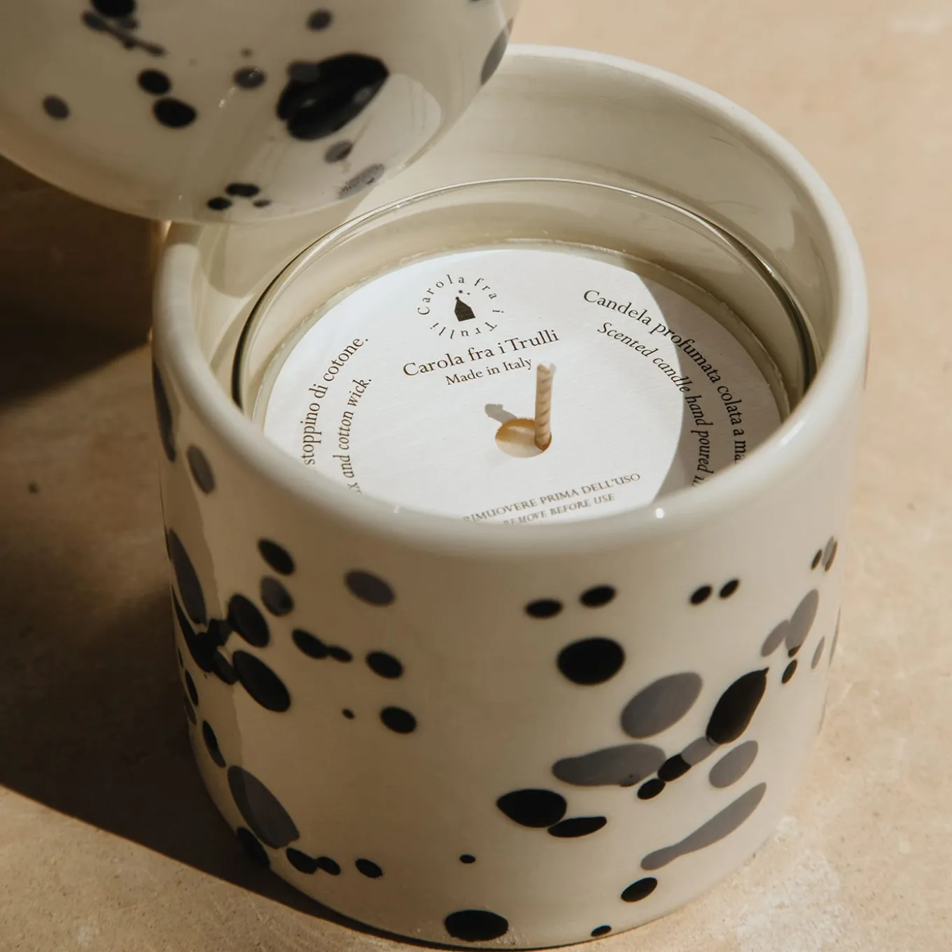 Portacandele Trullo bianco e nero