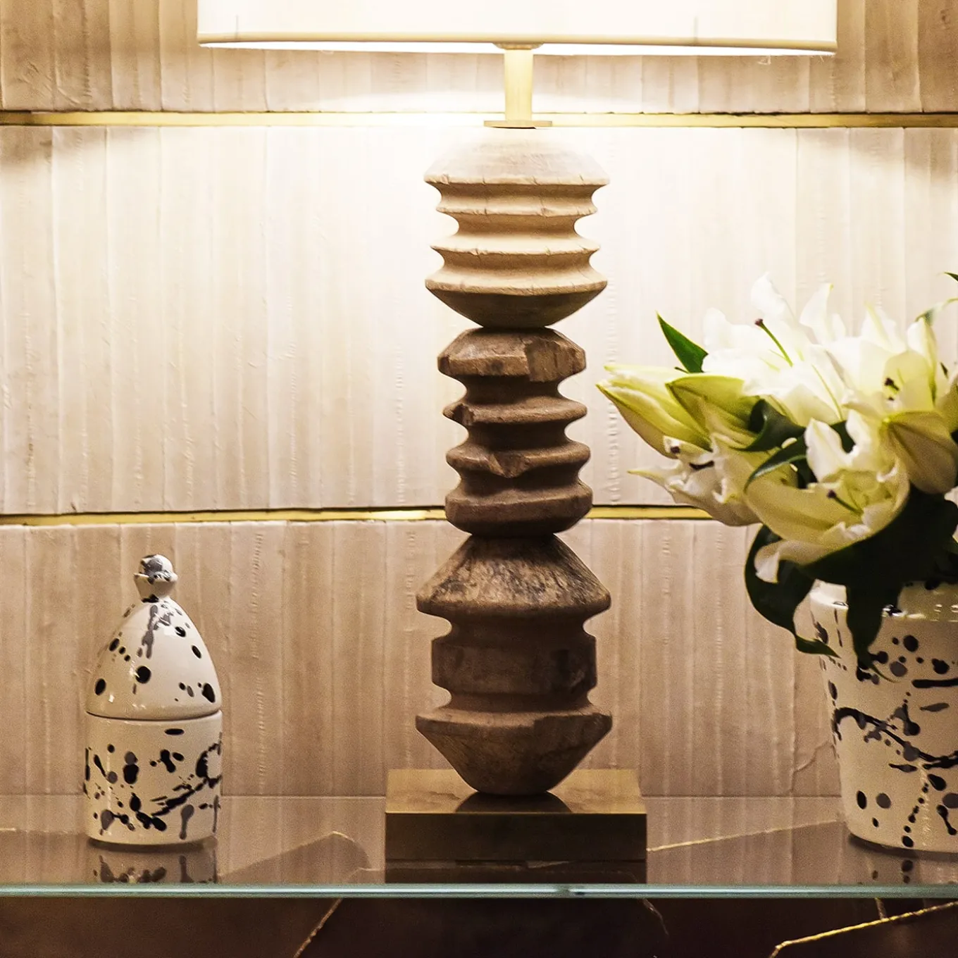 Portacandele Trullo bianco e nero