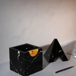 Portagioie Nostalgia in marmo nero